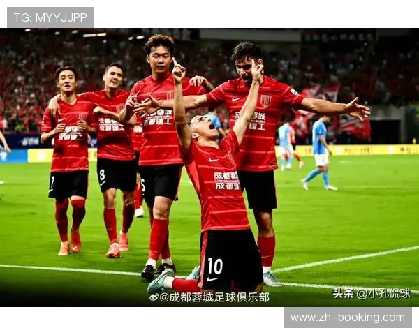 球员转会市场风云变幻 各大俱乐部争相续约核心球员稳定阵容 球员转会市场风云变幻 各大俱乐部争相续约核心球员稳定阵容